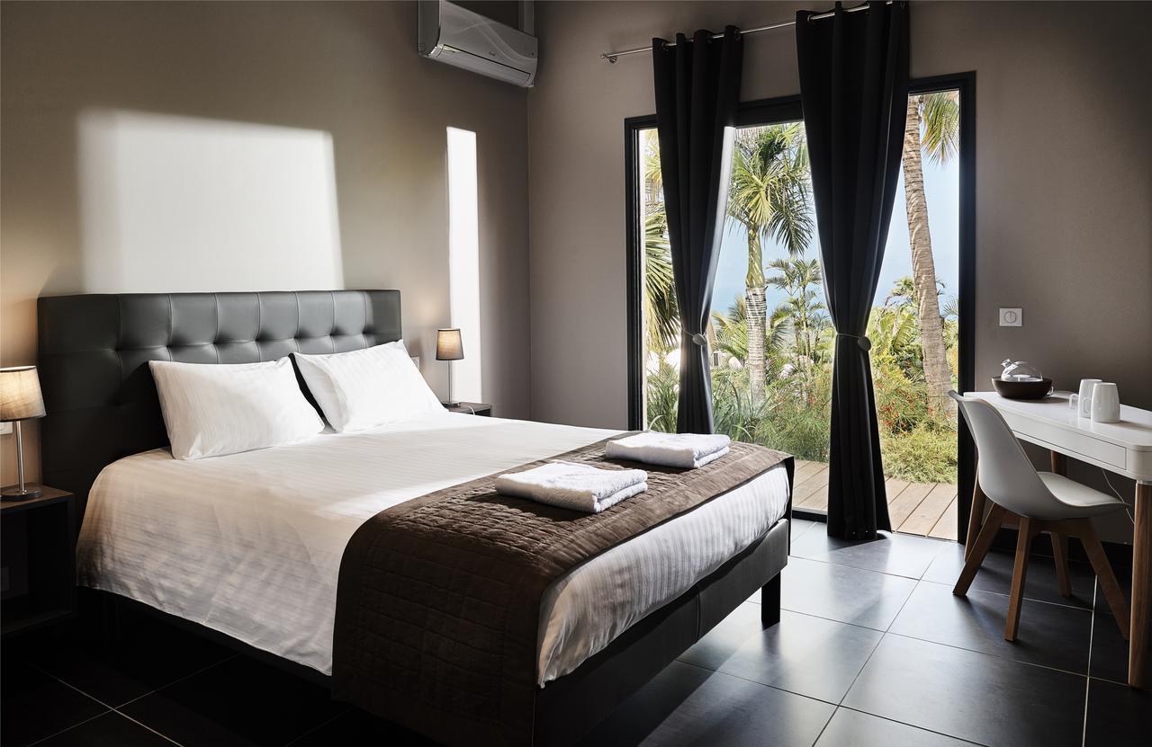 Villa Romeo L'Etang-Sale Luaran gambar